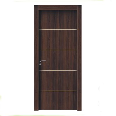 Kompozytowe drzwi WPC puste w środku, przeznaczone do zastosowań wewnętrznych, zapewniające izolację termiczną i odporność na wilgoć.